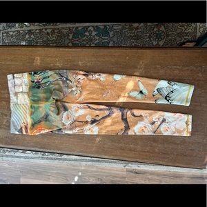 Niyamol Sol leggings, soft fabric, fits like a glove